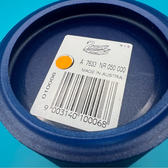 Swarovski Swan Medium 010006 with Box - Picture 15 of 15